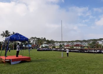 Upacara Hari Guru Nasional, Bupati : Mari Tingkatkan Peran Strategis Guru Dalam Mewujudkan SDM Indonesia