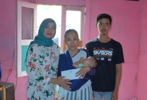 Kunjungi Arsyaka, Efie Hidayat: Saya Tau Naluri Seorang Ibu, Buat Ibu Arsyaka Ibu Harus Kuat