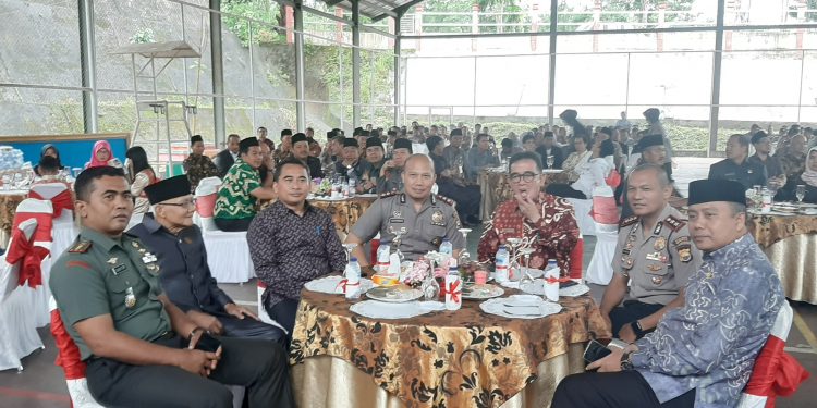 Kenal pamit Kapolres Kepahiang dari AKBP Pahala Simanjuntak S,I.K Kepada AKBP Suparman S,I.K, M,A,P
