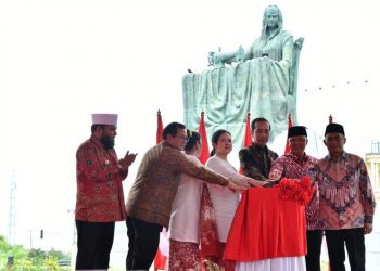 Resmikan Monumen Fatmawati, Presiden Jokowi: Bukti Rasa Hormat Kita Atas Perjuangan Beliau