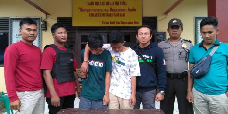 Anggota Polsek Sindang Kelingi Bekuk Pemuda Bawak Sajam dan kunci T