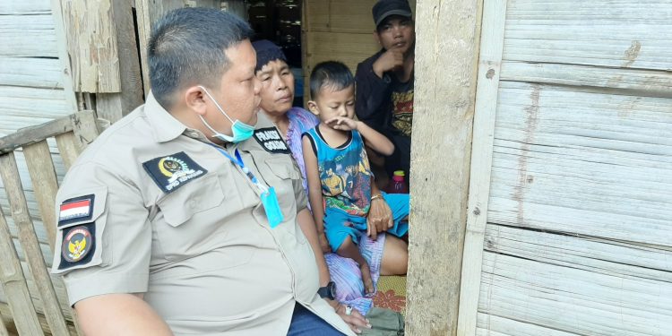 Beri Bantuan Masyarakat Terdampak Banjir, Andrian Defandra : Duka Mereka Duka Kita Bersama