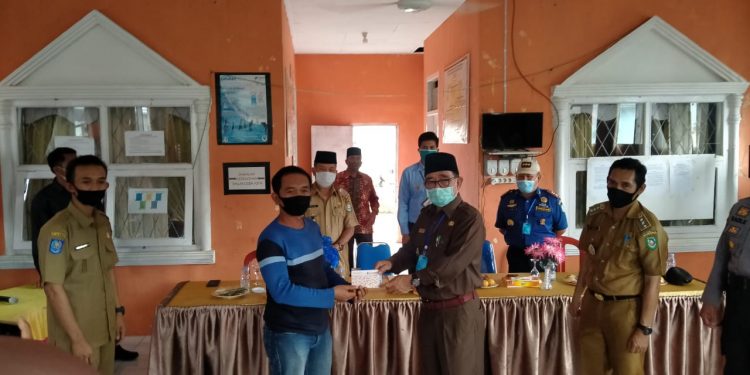 Pemerintah Desa Pagar Gunung Sukses Salurkan BLT-DD Tahap 1 dan Tahap 2