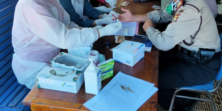 Antisipasi Dan Pencegahan Penyebaran Covid-19 di lingkungan Polres Kepahiang, 200 Personil Dilakukan Rapid Test