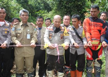 Kapolres Kepahiang Dan Sekda Nge-Trail, Resmikan Jembatan Ketenong