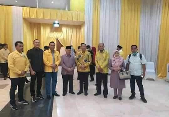 Susilawati-Ruswan Terima B.1-KWK Partai Golkar