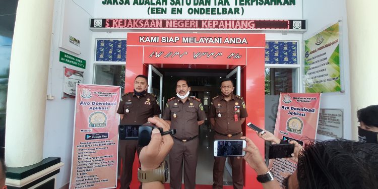 Ditetapkan Tersangka, Mantan Kades Daspetah 1 Langsung Ditahan Kejari Kepahiang