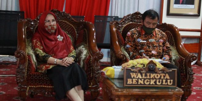 Matriyani : Gerakan Menggunakan Masker Harus Dimasifkan