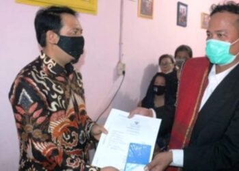 Pemkot Peduli : Tak Hanya Antar Akta Kematian, Ambulans Pemkot juga Antar Jenazah ke Sumatera Utara