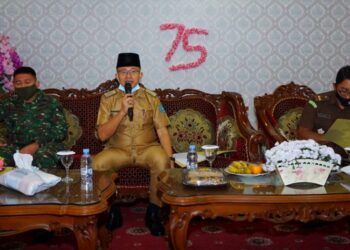 Sosialisasi Perwal nomor 29, Pemkot Minta Pemilik Usaha Bagikan Masker ke Pelanggan