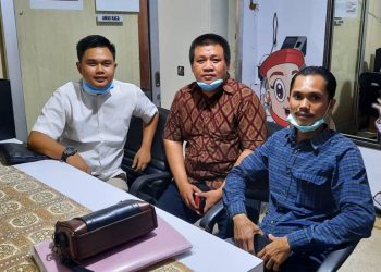 Tim Kuasa Hukum ‘SR’ Laporkan ‘Sahe’ Ke Bawaslu Provinsi