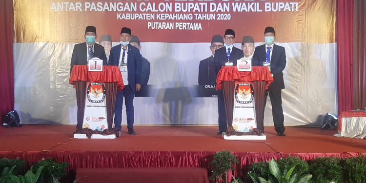 Debat Terbuka Calon Bupati dan Wakil Bupati Kepahiang Debat Terbuka Calon Bupati dan Wakil Bupati Kepahiang