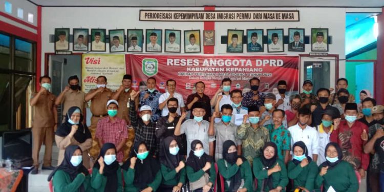 Ketua Dan Anggota DPRD Daerah pemilihan 1 Kecamatan Kepahiang, Gelar Reses Di Desa Imigrasi Permu