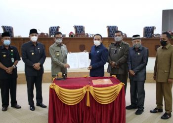DPRD Kepahiang Sepakati Raperda RPJMD dan Raperda Kepemudaan Menjadi Perda