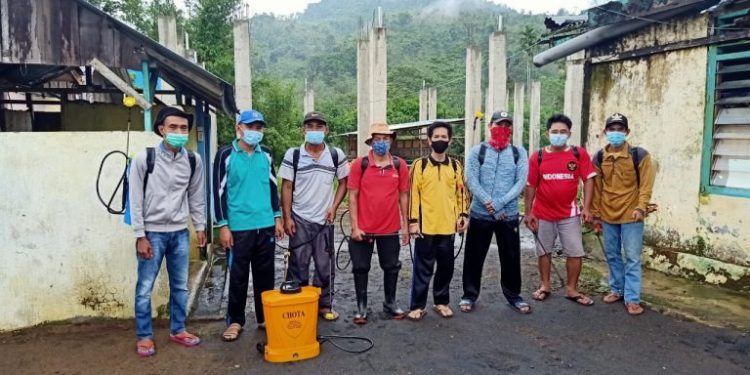 Cegah penyebaran Covid-19, Pemdes Kelilik Lakukan Penyemprotan Disinfektan