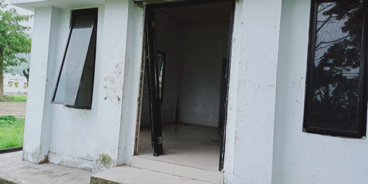 Miris ! Mushollah Taman Santoso Yang Rusak Dan Terbengkalai