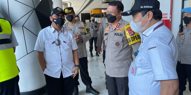 Kompolnas Tinjau Langsung Ops Ketupat 2022 di Polda Banten