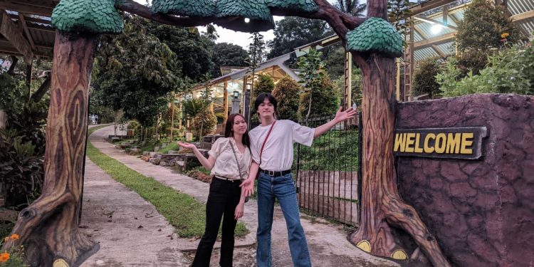 Dikunjungi Wisman, Wisata Bukit Kristal Mulai Dikenal Dunia