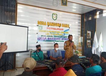 Pemdes Bandung Baru Salurkan Bantuan BLT-DD Tahap Pertama Tahun Anggaran 2022