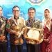 Bupati Kepahiang Terima Penghargaan UHC Award 2023