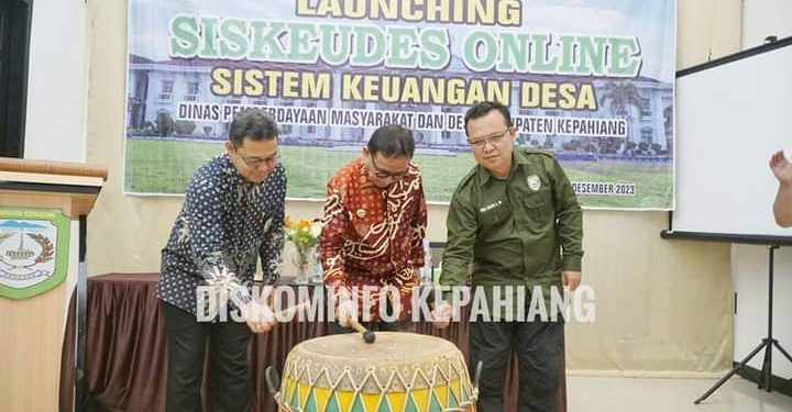 Bupati Melaunching Siskeudes Online