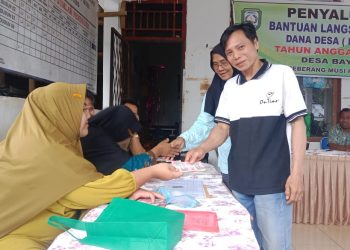 Pemdes Bayung Salurkan BLT-DD Tahap Akhir Tahun 2024